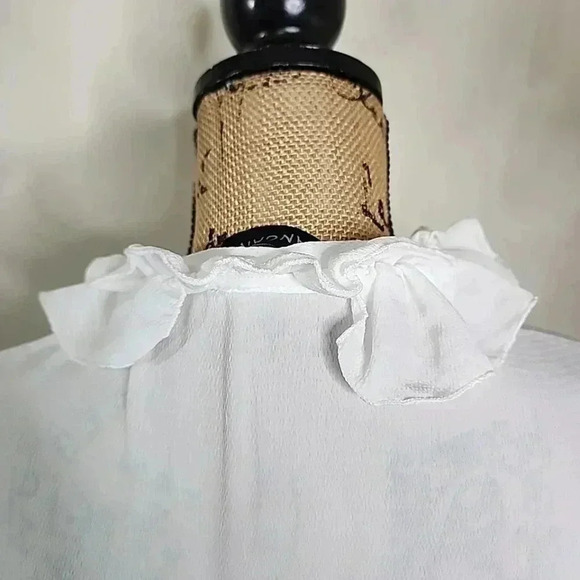 MANGANO White Ruffled open front, very soft body suit. Size Tg.42 US Medium - Picture 5 of 11